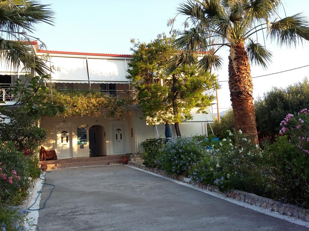 Elea Guesthouse Galaxídhion Dış mekan fotoğraf
